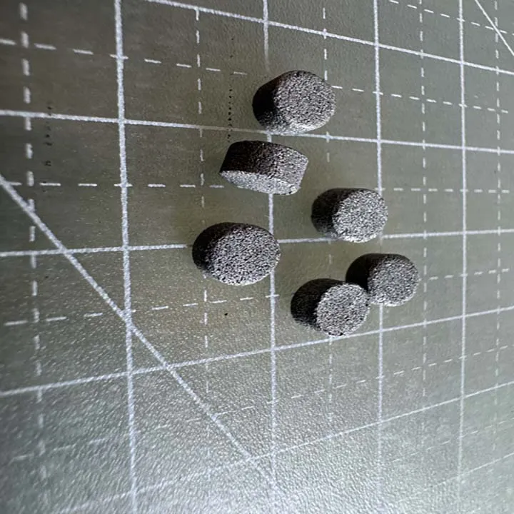 STEEL FILTER CONE 0.12X0.21 INCH 30MICRON